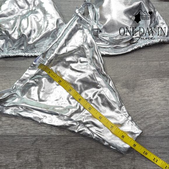 Adisputent Silver Halter Tie Side Bikini Swimsuit Size L - Picture 3 of 4